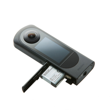 RICOH THETA X