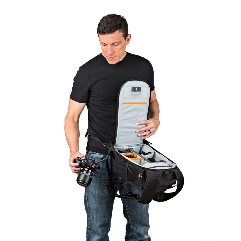 LOWEPRO FLIPSIDE 200 AW II NOIR