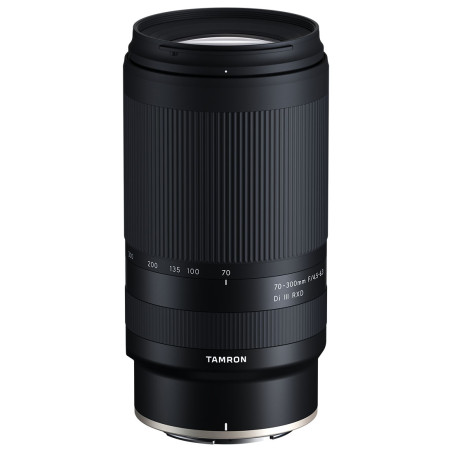 TAMRON 70-300mm F/4.5-6.3 Di III RXD Z