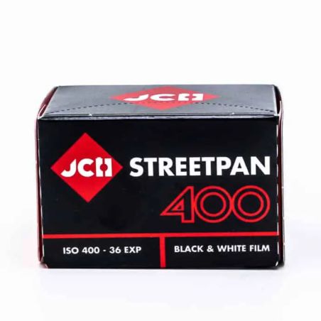 JCH STREETPAN 400 BW 36 POSES
