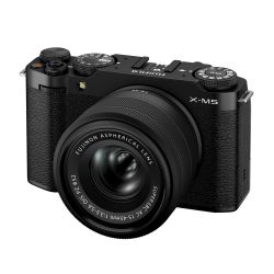 FUJIFILM X-M5 noir + XC15-45mm