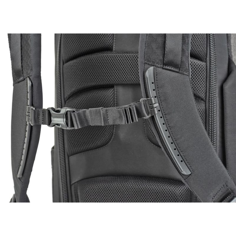 THINK TANK SAC A DOS BACKSTORY 15