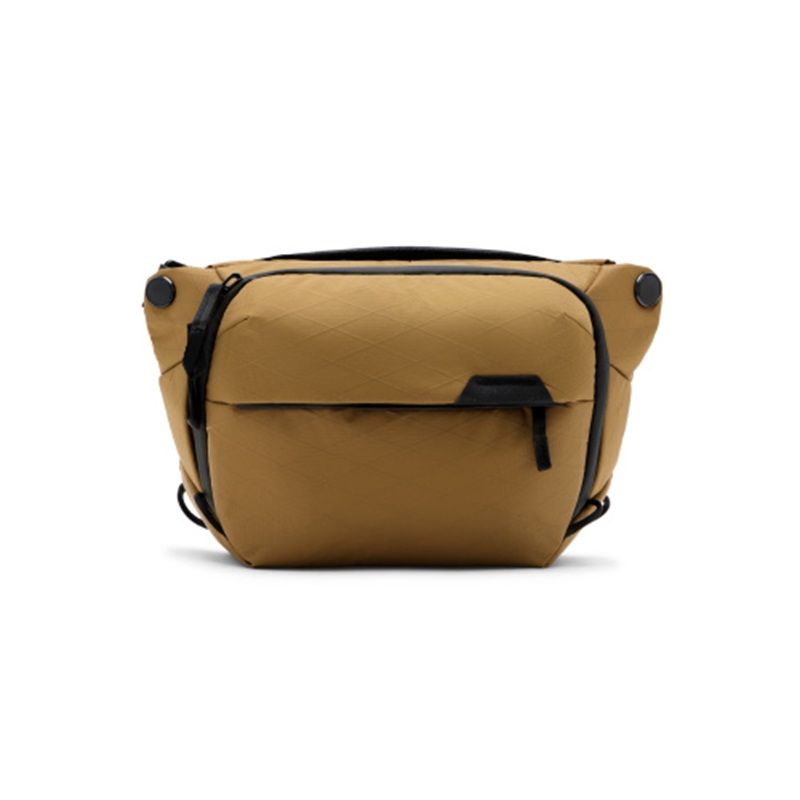 PEAK DESIGN EVERYDAY SLING 3L V2 COYOTE