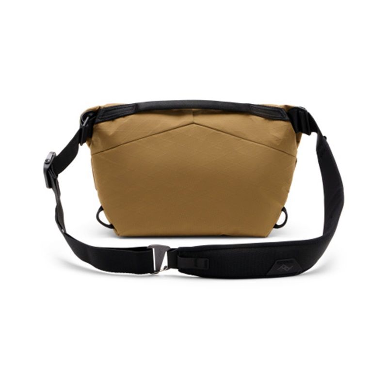 PEAK DESIGN EVERYDAY SLING 3L V2 COYOTE