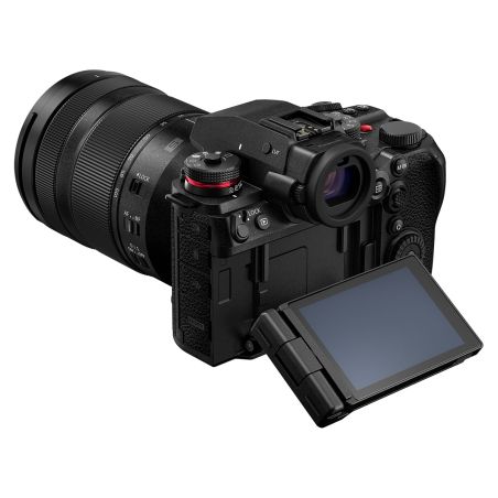 Panasonic Lumix S1 IIE + 24-105mm F4 Macro O.I.S. Panasonic Lumix S1 IIE + 24-105mm F4 Macro O.I.S.