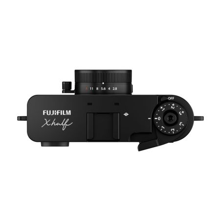 FUJIFILM X half Noir – Appareil photo créatif compact au style argentique FUJIFILM X half Noir – Appareil photo créatif compact au style argentique
