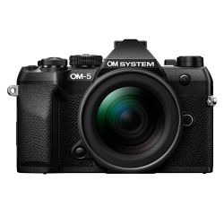 OM System OM‑5 II Noir + 12‑45 mm F4 Pro – Pack hybride 4/3 outdoor  