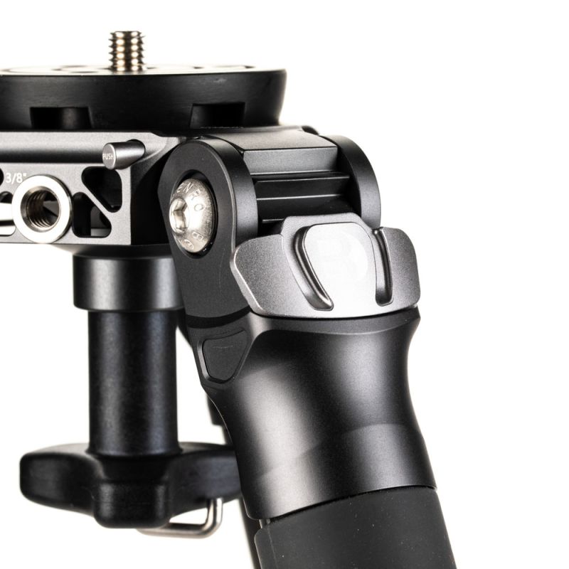 BENRO TMTH44C MAMMOTH CARBON TRIPOD