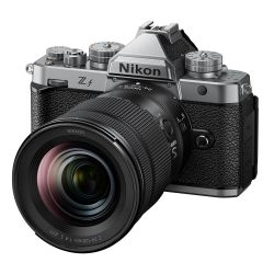 Nikon Zf Silver Kit + NIKKOR Z 24-70mm f/4 S
