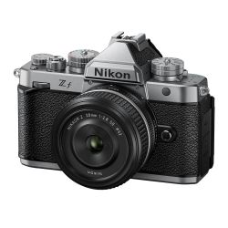 Nikon Zf Silver + NIKKOR Z 40mm f/2 SE