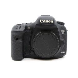 CANON EOS 7 D II d’occasion...