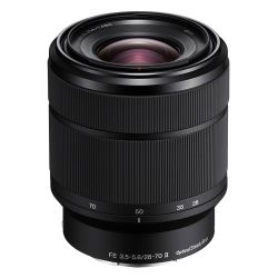 SONY FE 28-70mm f/3.5-5.6 OSS II