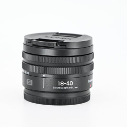 PANASONIC LUMIX ZOOM S...