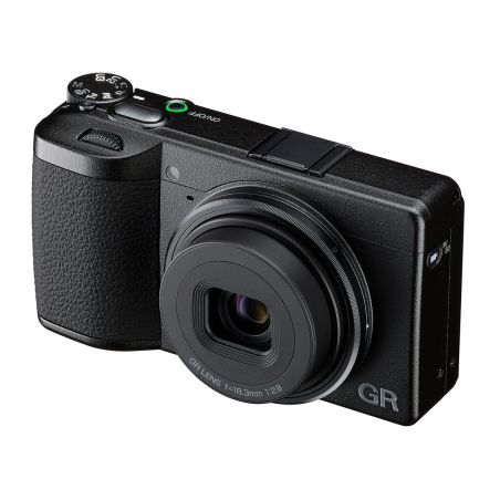 Ricoh GR IV HDF – Compact expert APS-C 28mm f/2.8 filtre HDF