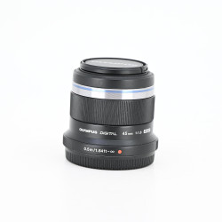 OLYMPUS 45MM/1,8 ZUIKO NOIR...