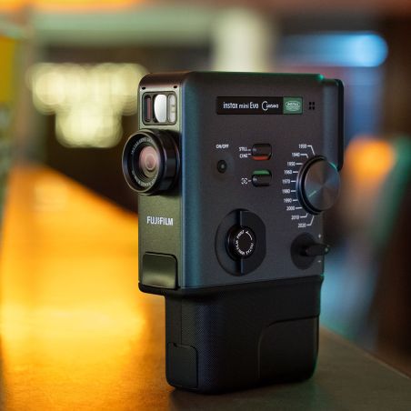 FUJIFILM INSTAX MINI EVO CINEMA