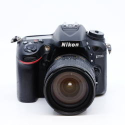 NIKON D7100 + 18-70...
