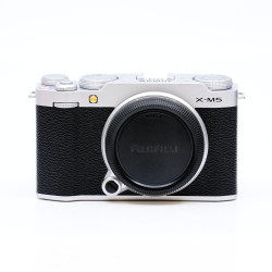 FUJIFILM X-M5 SILVER...