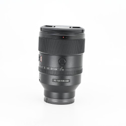 SONY FE 135MM/1.8 GM...