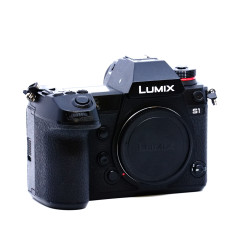 Panasonic Lumix S1 d'Occasion Bon État Garantie 12 Mois