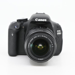 CANON EOS 600D + ZOOM EF-S...