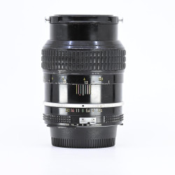 Nikkor AI-S 105mm f/2.5...