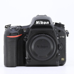 NIKON D750 d'occasion - bon...