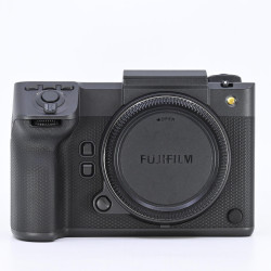 FUJIFILM GFX 100 II...