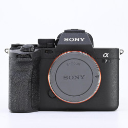 SONY A7 IV hybride plein...