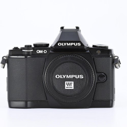 OLYMPUS OM-D EM-5 M4/3...