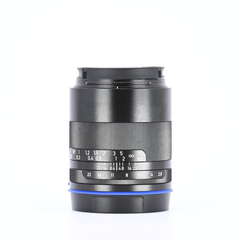 ZEISS Loxia 21mm f/2.8 Sony E d'Occasion Bon État Garantie 12 Mois
