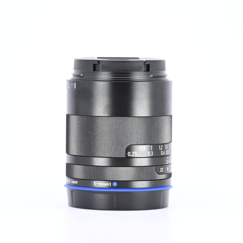 ZEISS Loxia 21mm f/2.8 Sony E d'Occasion Bon État Garantie 12 Mois