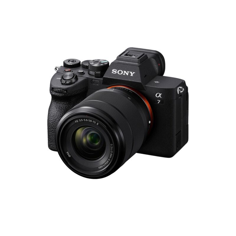 SONY ALPHA 7 IV + FE 28-70 mm f/3,5-5,6 OSS