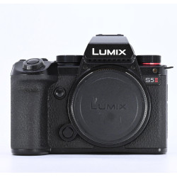 PANASONIC LUMIX DC-S5 II...