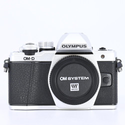 OLYMPUS OM-D E-M10II...