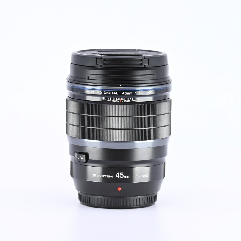 Olympus M.Zuiko Digital ED 45mm F1.2 PRO Occasion Garantie 12 Mois