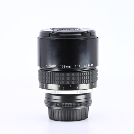 Nikon AI-S NIKKOR 135mm f/2 d'Occasion Bon État Garantie 12 Mois