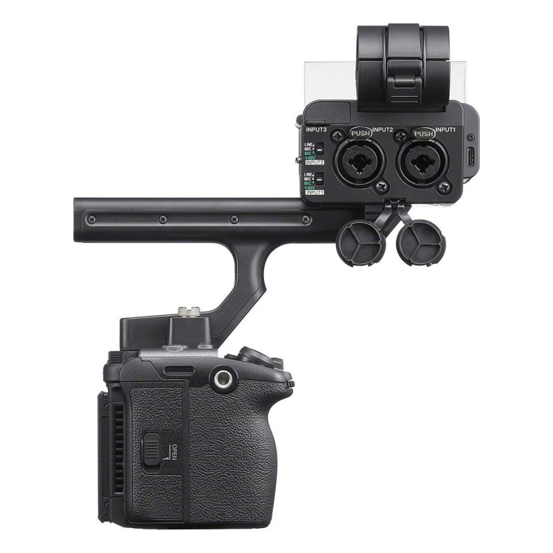 Sony FX5 + Poignée XLR + CFexpress Type A 480 Go + Batterie