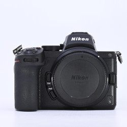 NIKON Z5 d'occasion -...