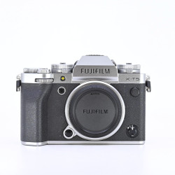 FUJIFILM X-T5 SILVER...
