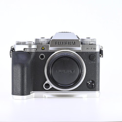 FUJIFILM X-T5 SILVER...