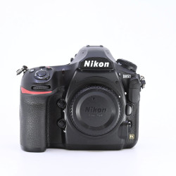 NIKON D850 + GRIP...