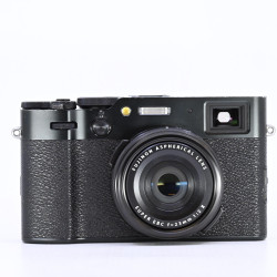 FUJIFILM X100 VI d'occasion...