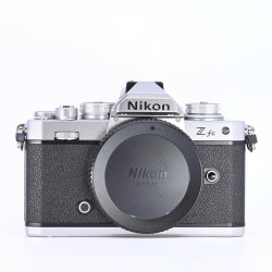 NIKON Z FC + 16-50MM...