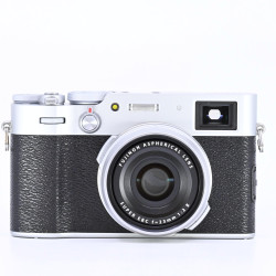 FUJIFILM X100 V SILVER...