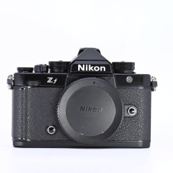 NIKON ZF + GRIP d'occasion...