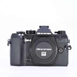 OLYMPUS OM SYSTEM OM-5...