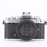 Nikon Z fc + NIKKOR Z DX 16-50mm f/3.5-6.3 VR d'Occasion Bon état Gara
