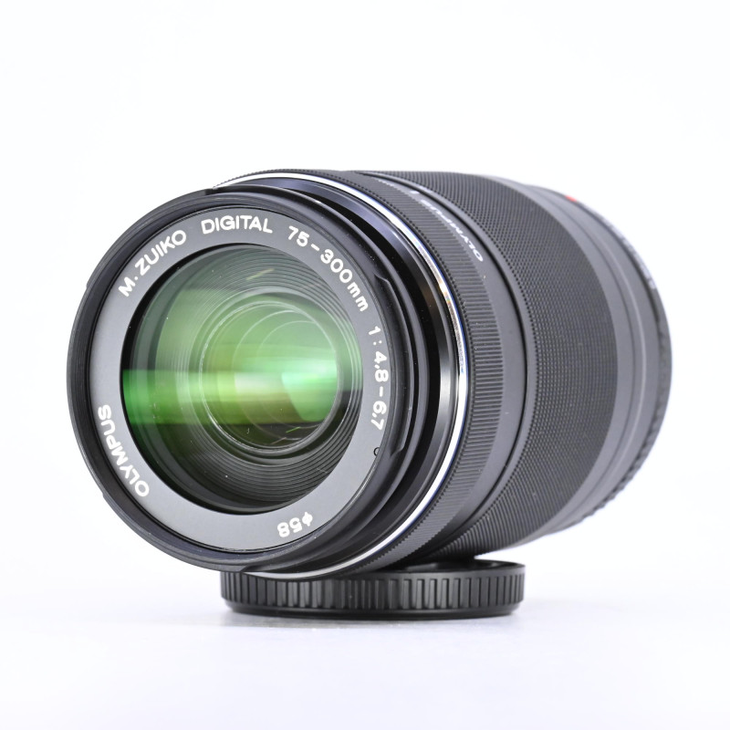 Olympus M.Zuiko Digital ED 75-300mm F4.8-6.7 II Occasion Garantie 12 M
