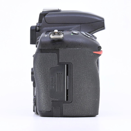 Nikon D750 + Grip d'Occasion Très bon état Garantie 12 Mois
